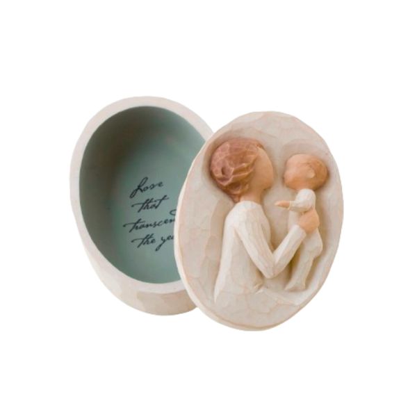 Willow Tree Grandmother Keepsake Box Love that transcends the years 3" oval x 1.5" H 26625